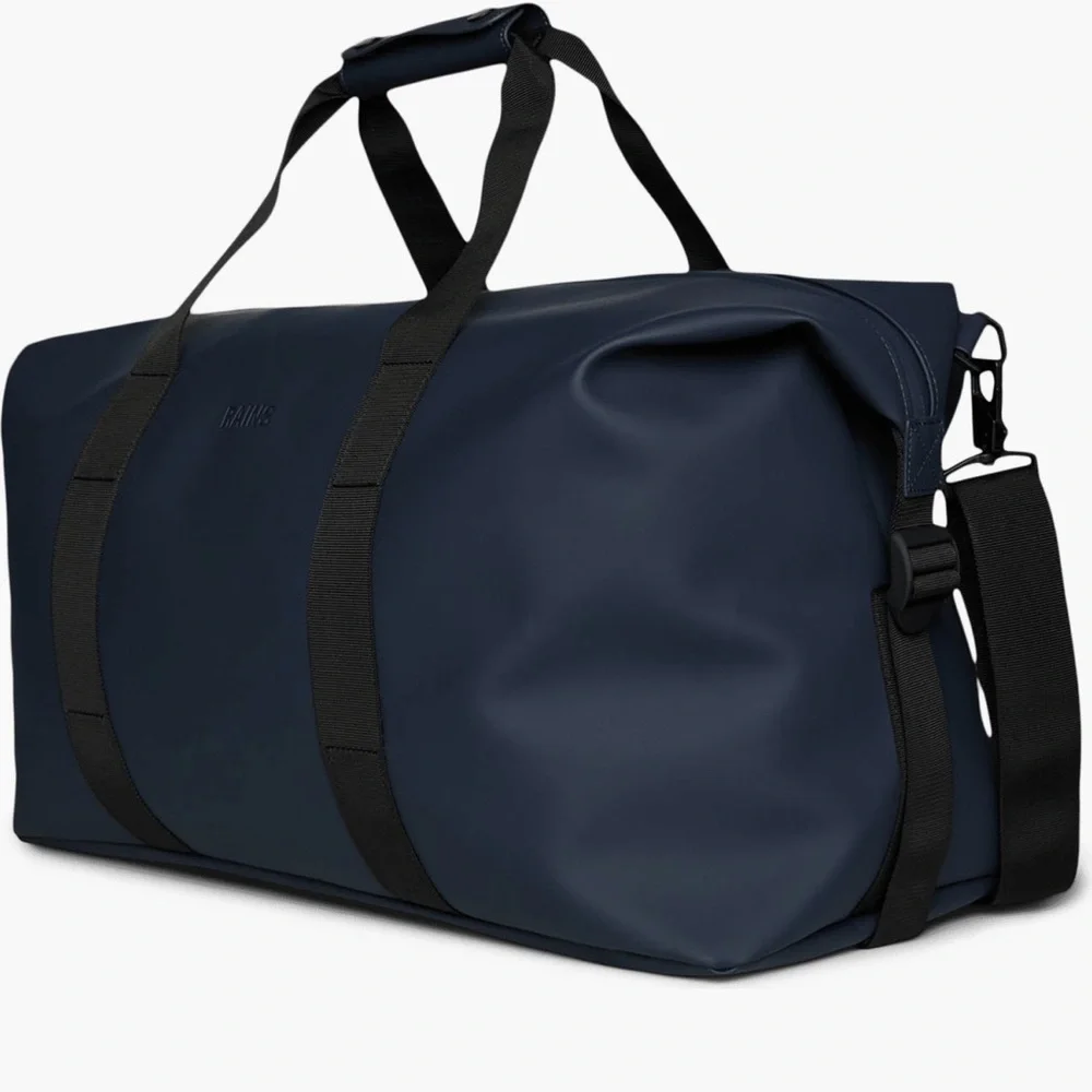 RAINS Hilo Weekend Bag - Navy